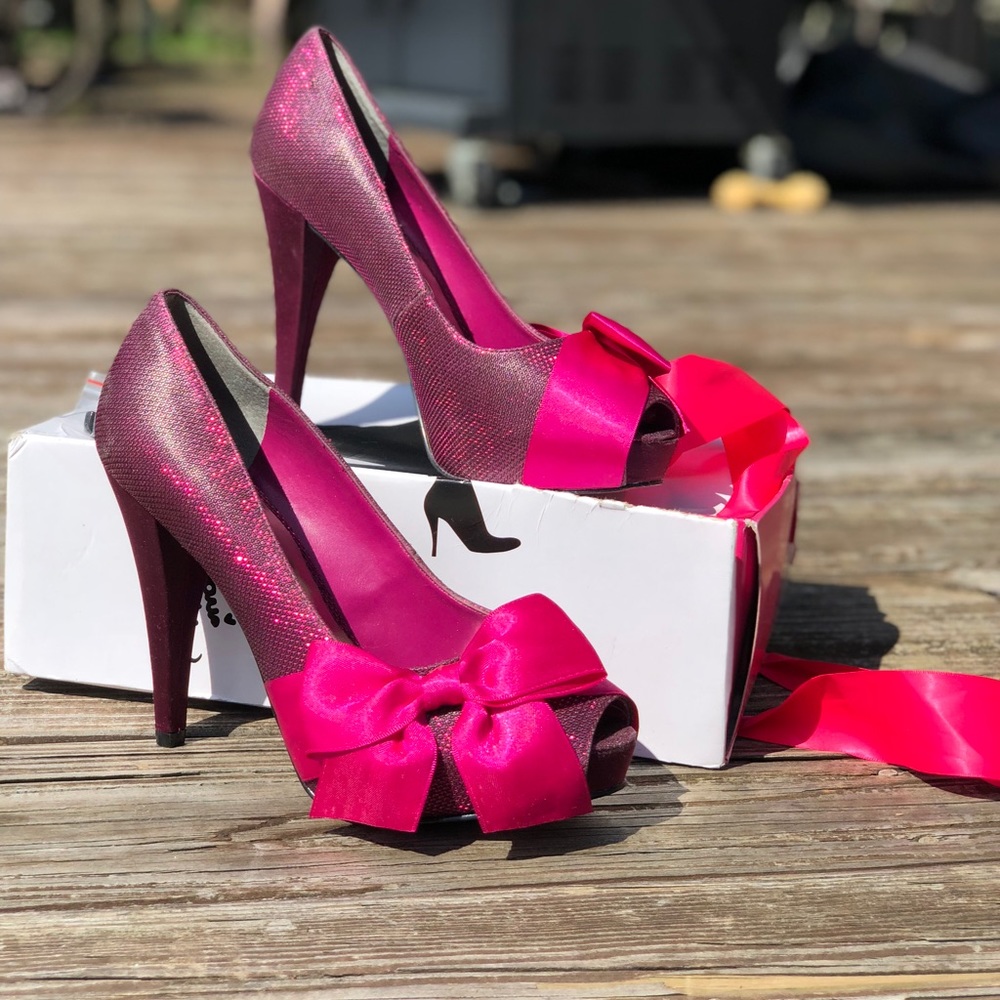 Paris Hilton Destiny Pink Ice Crystals heels